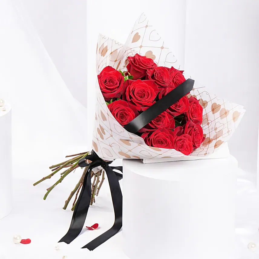 12 Red Roses Valentines Bouquet: Valentine's Day Roses