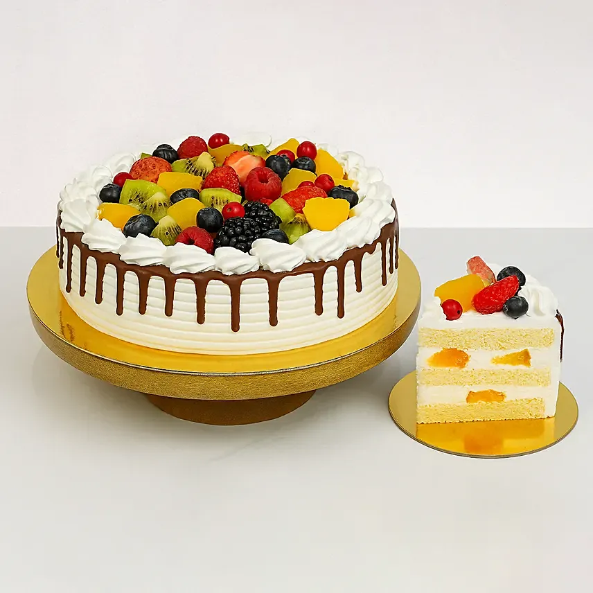 Chantilly Fruit Cake: Gift Ideas for Clients