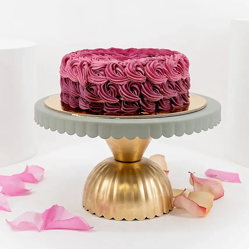 Twilight Bloom Cake: Red Velvet Cakes 