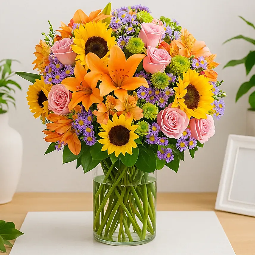 Garden of Grandeur: Sunflower Arrangements