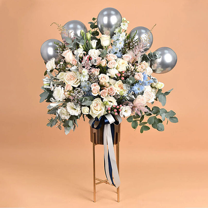 The Flowers & Balloons Stand: Congratulations Flower Stand