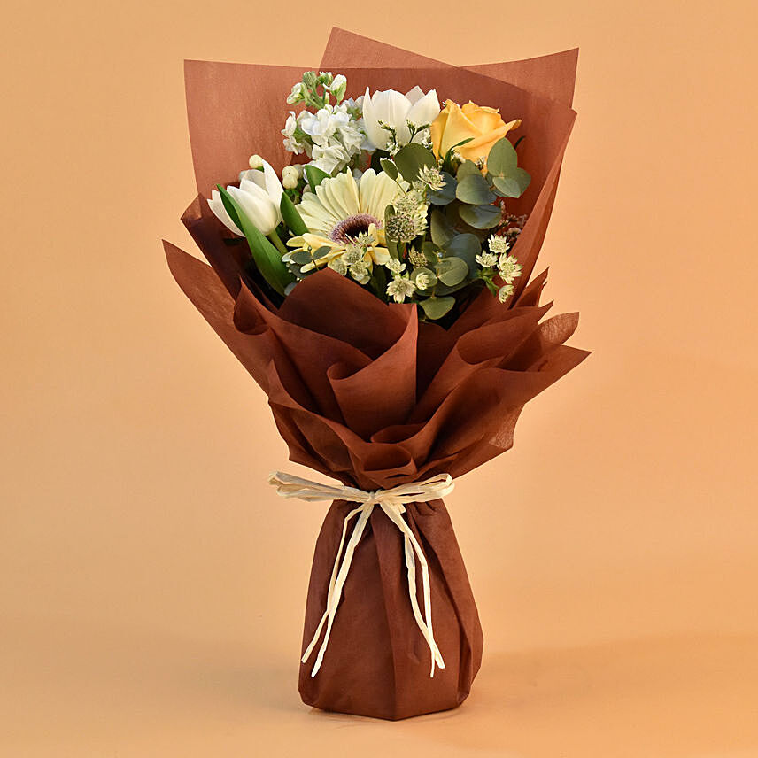 Imposing Mixed Flowers Bouquet MYS: Flowers To Malaysia