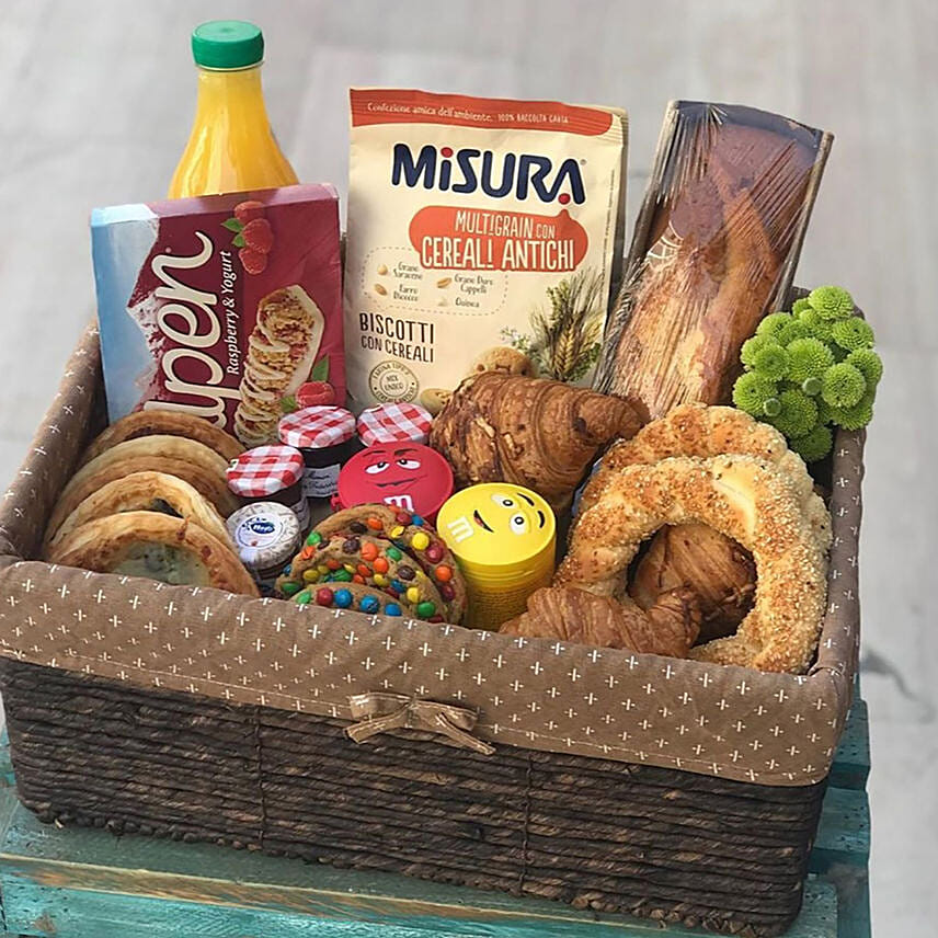 Breakfast Bundle Gift Box