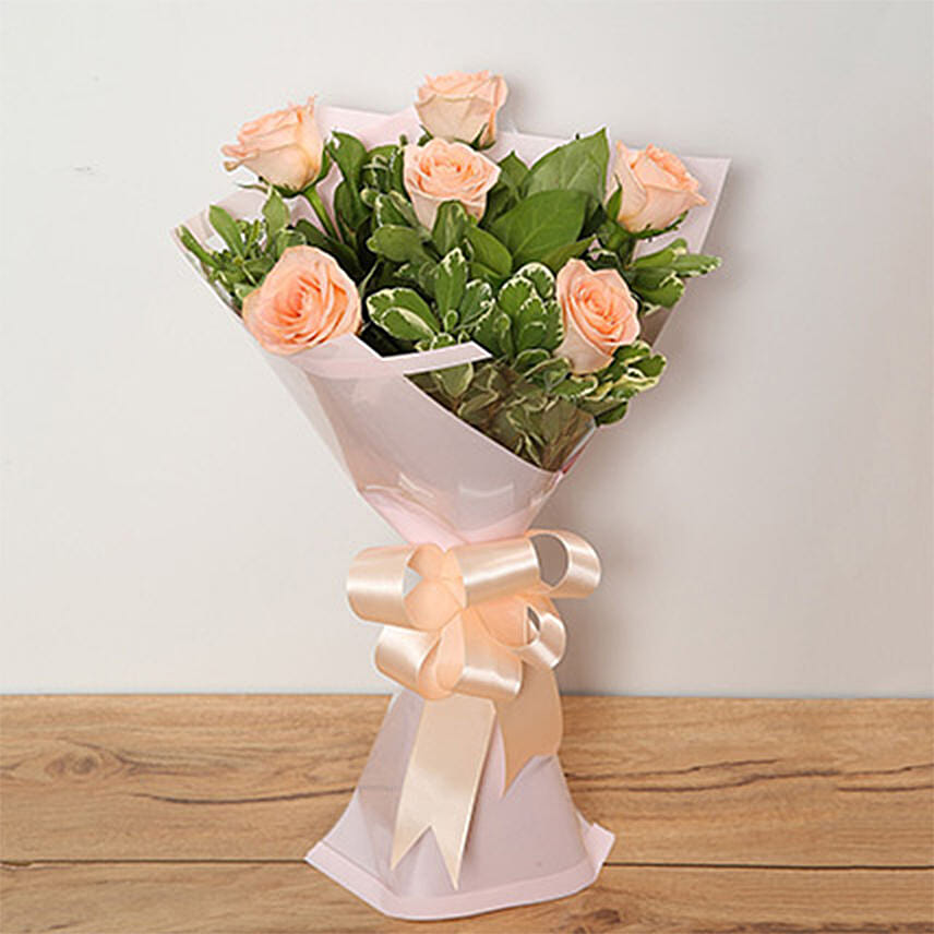 Bouquet Of Peach Roses KT