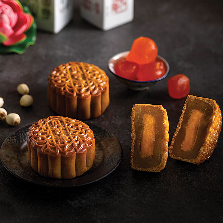 Set Of 2 Pcs Egg Yolk Blend Mooncakes