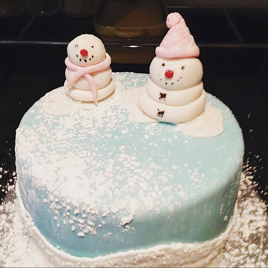 Snowman Winter Vanilla Cake 6 inches Eggless