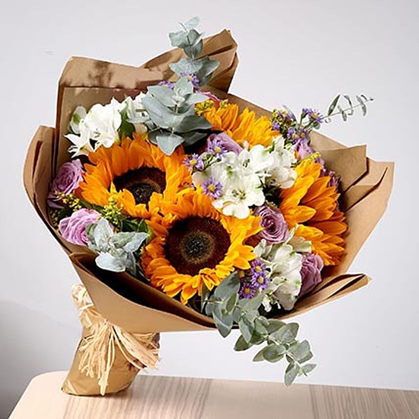 Splendid Bouquet Of Mixed Flowers