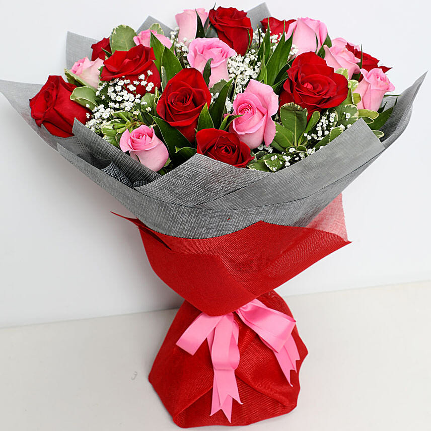 Pink and Red Roses Luxurious Bouquet