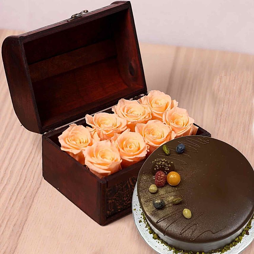 8 Peach Forever Roses in Treasure Box & Chocolate Cake