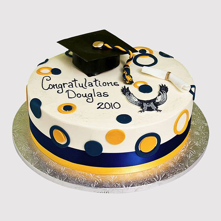 Graduation Fondant Butterscotch Cake