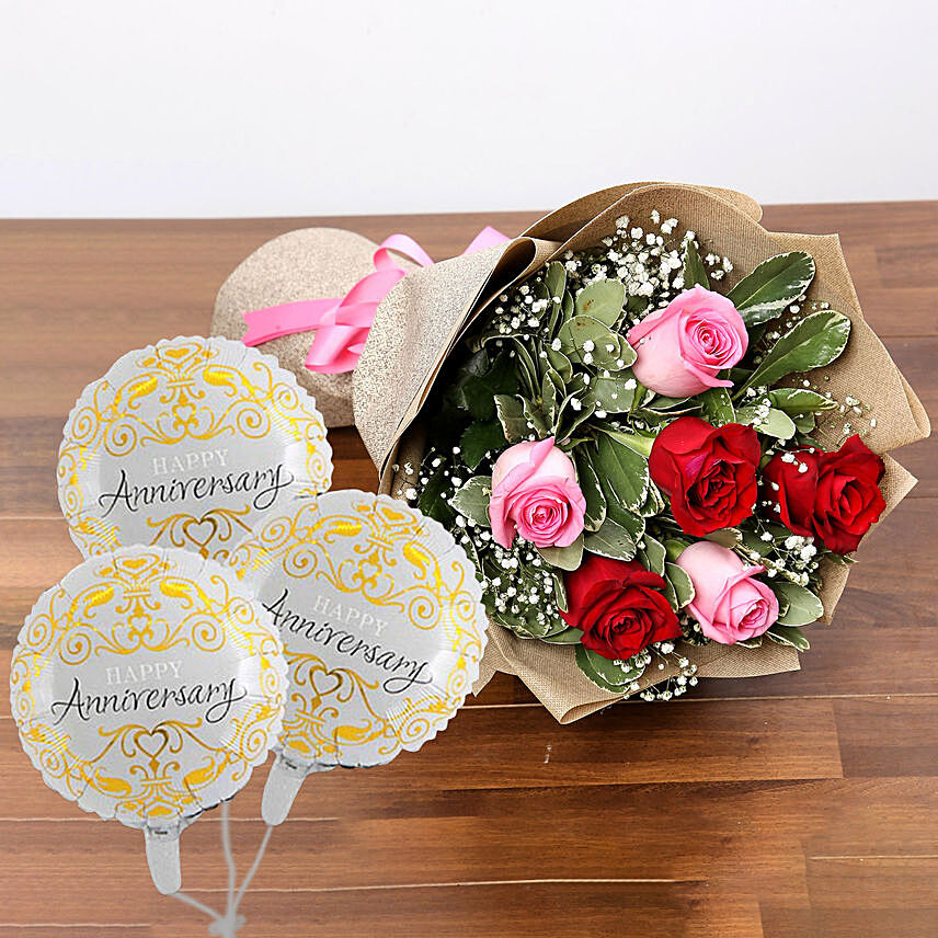 Sweet Roses Flower With Anniversary Balloon