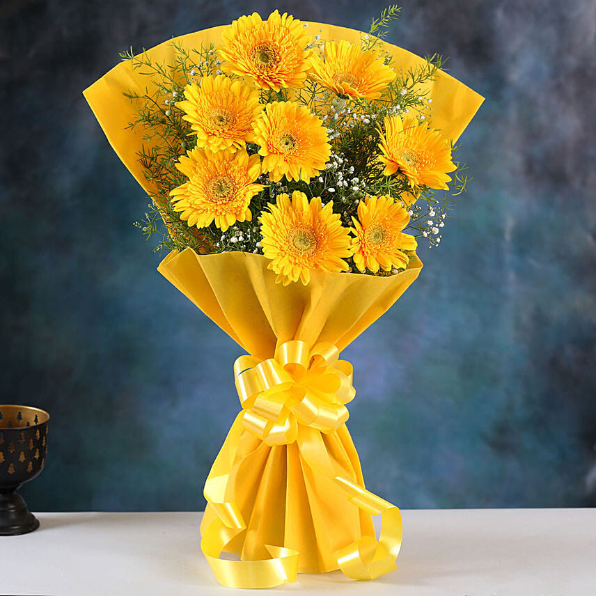 8 Yellow Mystique Gerbera Blossoms