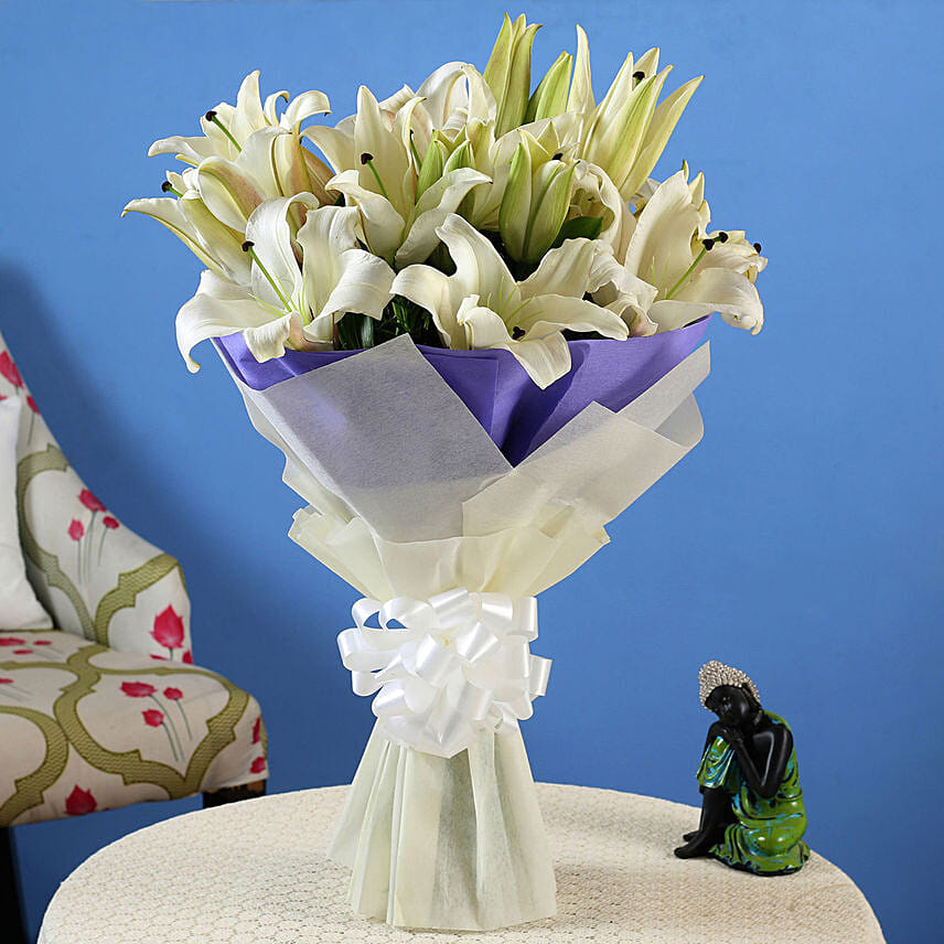 7 White Oriental Lilies Bouquet Delivery in Singapore - FNP SG
