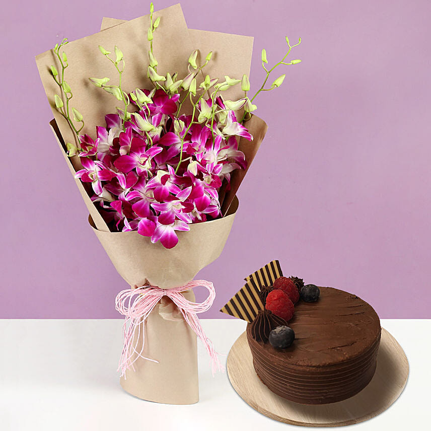 Beautiful Royal Orchids Bouquet With Chocolate Cake