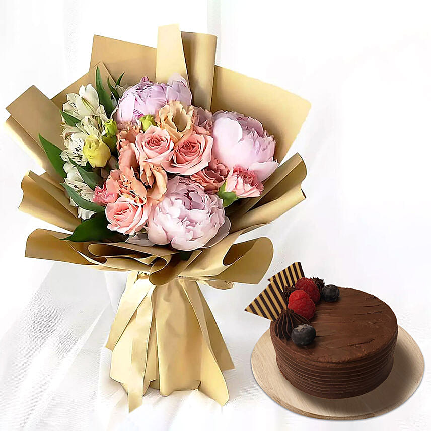 Pink Elegance Mix Flower Bouquet With Cake