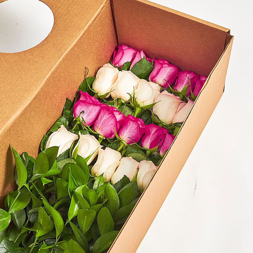 Mesmerizing Mixed Roses Box