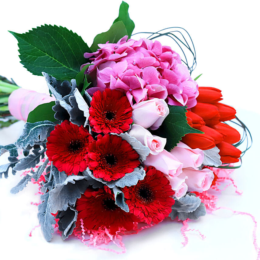 Adorable Mixed Flower Arrangement Delivery in Singapore FNP SG