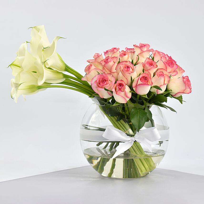 Dual Shade Roses And Calla Lilies Beauty