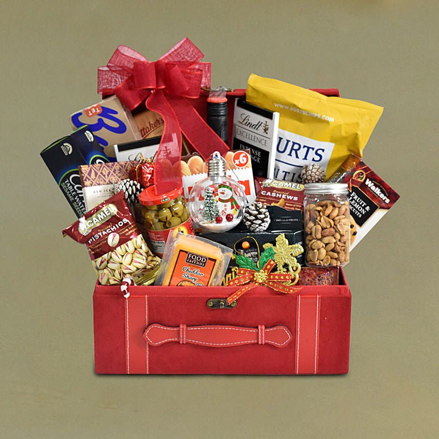 Wine & Snacks Christmas Hamper