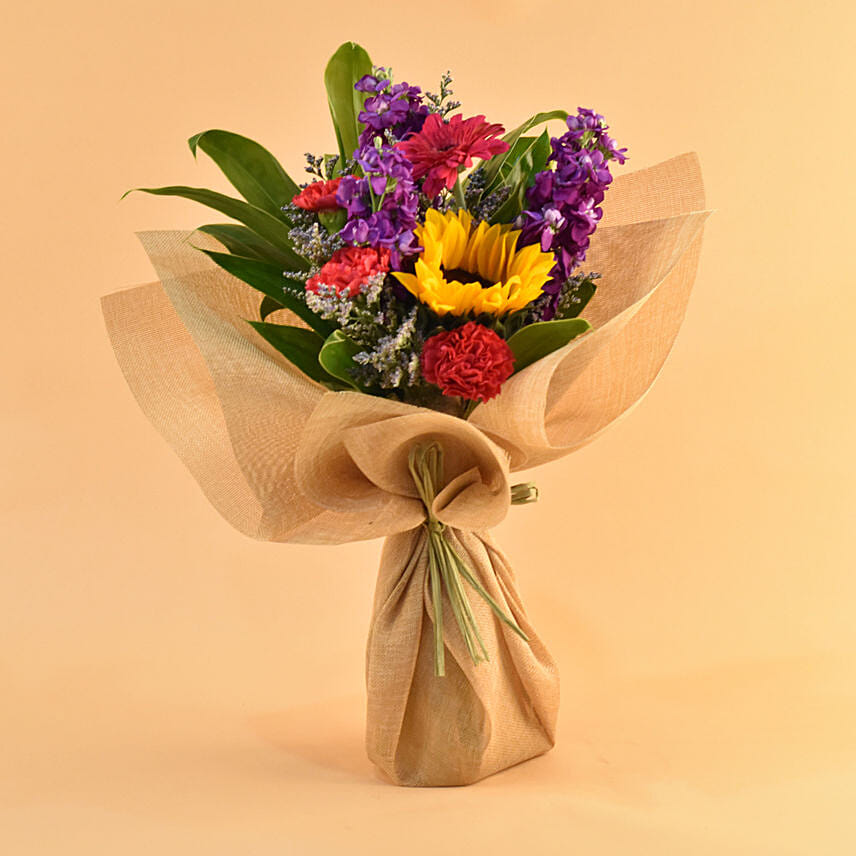 Striking Mixed Flowers Bouquet