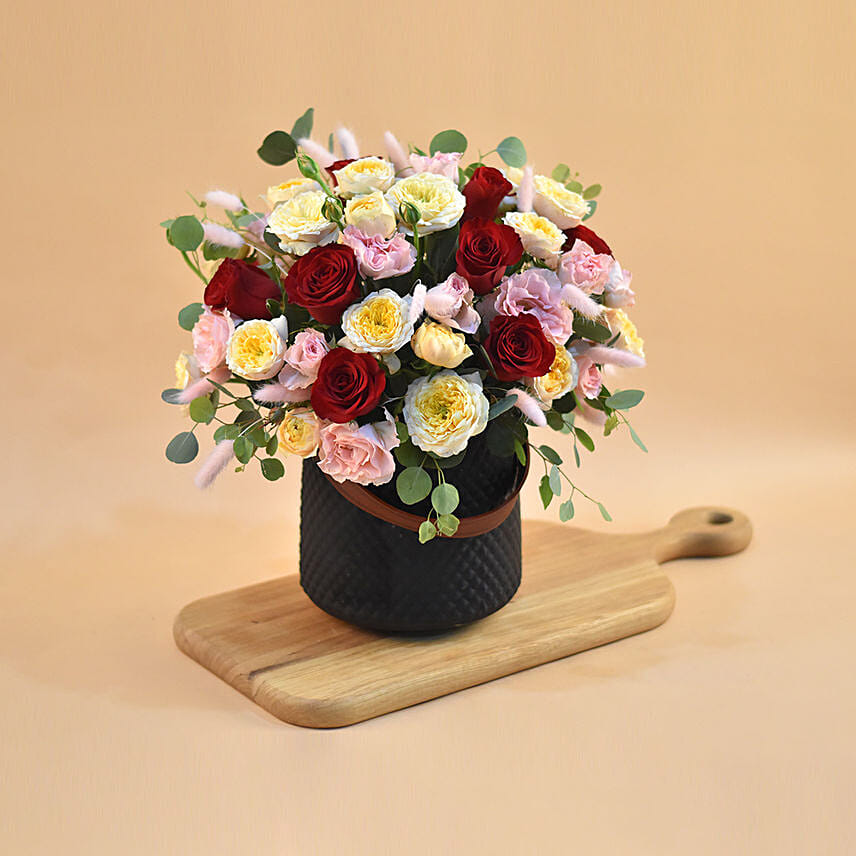 Refreshing Roses Designer Vase Delivery in Singapore - FNP SG