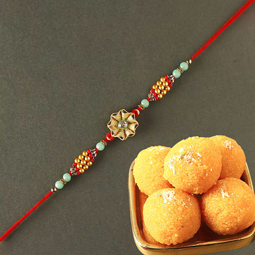 Sneh Trendy Flower Rakhi with Motichoor Laddoo