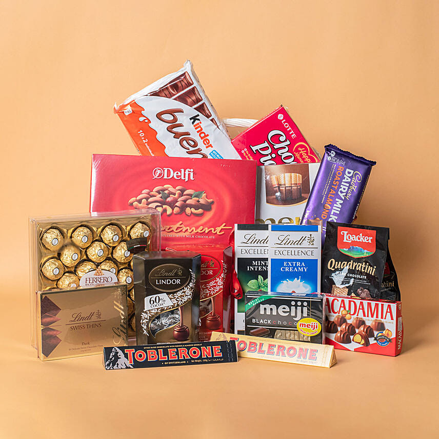 Sweet Treats Basket Hamper