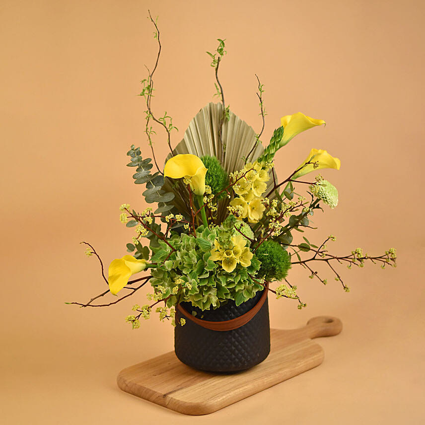 Serene Mixed Flowers Black Vase Delivery in Singapore FNP SG