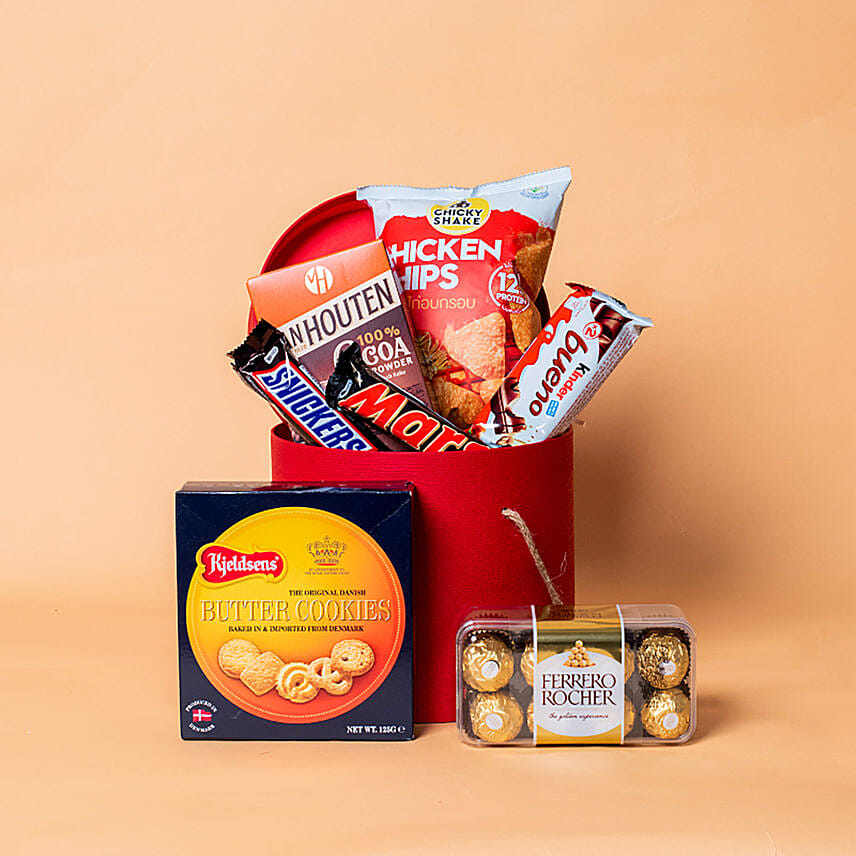 Chocolates Snacks Hamper