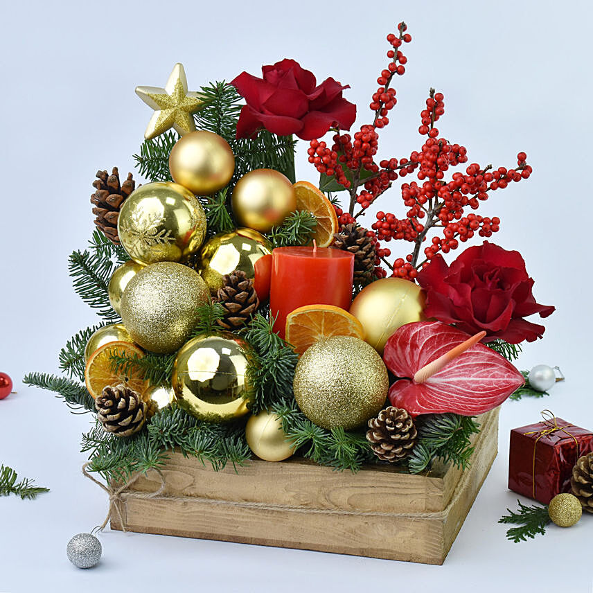 Christmas Wishes With Gold And Red Florals