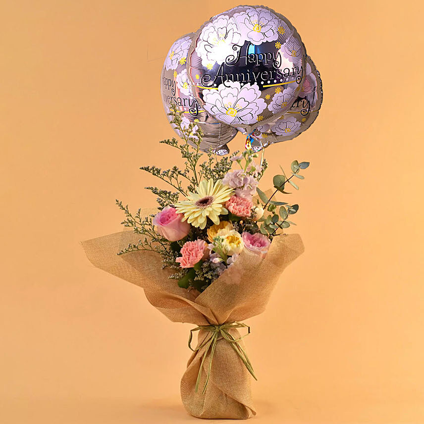 Pleasing Mixed Flowers Bouquet with Anniversary Balloon Set