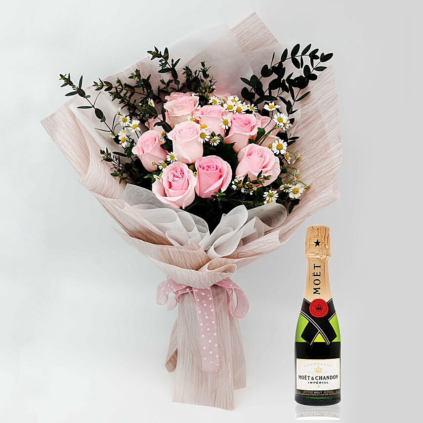 Titanic Rose Chamomile Bouquet With Mini Moet Champagne For Love