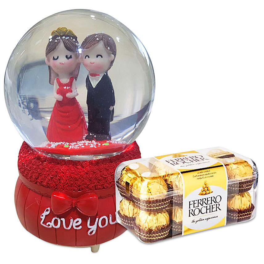 Love You Musical Couple Glass Dome With Ferrero Rocher Chocolate