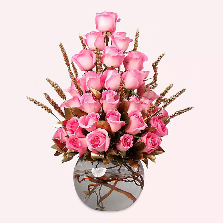 28 Pink Roses Beauty