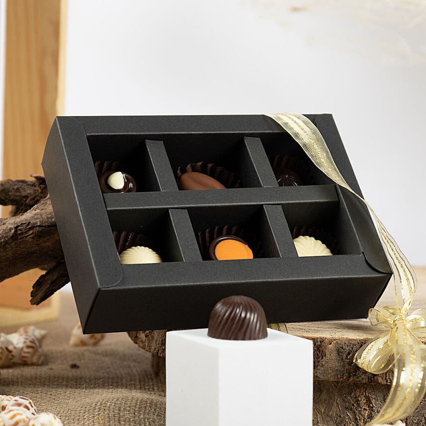 Assorted Chocolate Box 6 Pcs