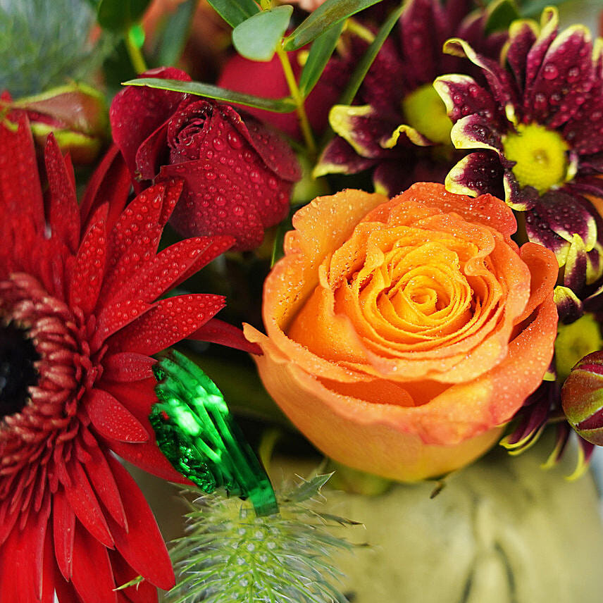 Skuuulled Flowers Delivery in Singapore FNP SG