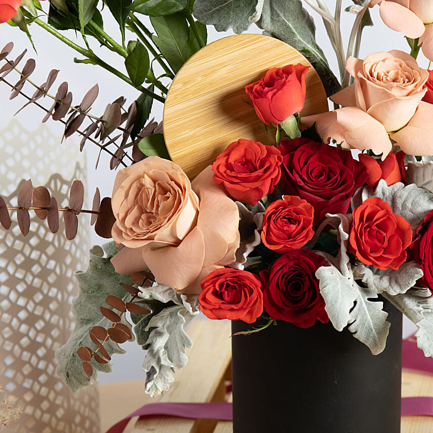 Majestic Roses Jar Delivery in Singapore FNP SG