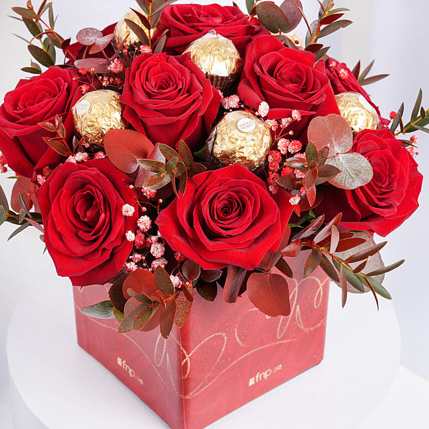 Sweet Cheeks Flowers and Chocolates Delivery in Singapore FNP SG