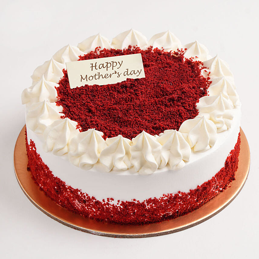 Scrumptious Red Velvet Cake for Mom