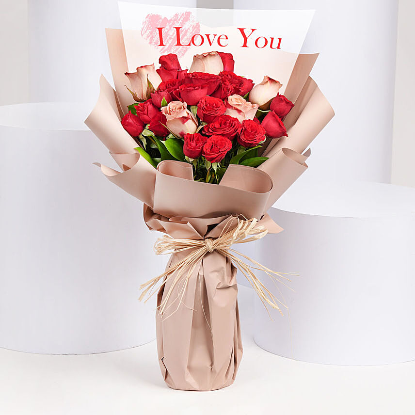 8 Cappaccino And Red Roses Hand Bouquet