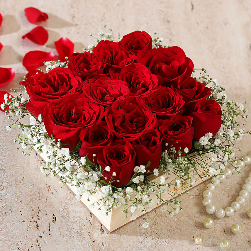 Fnp Red Roses 16 Red Roses Arrangement In Wooden Base Delivery in Singapore - FNP SG