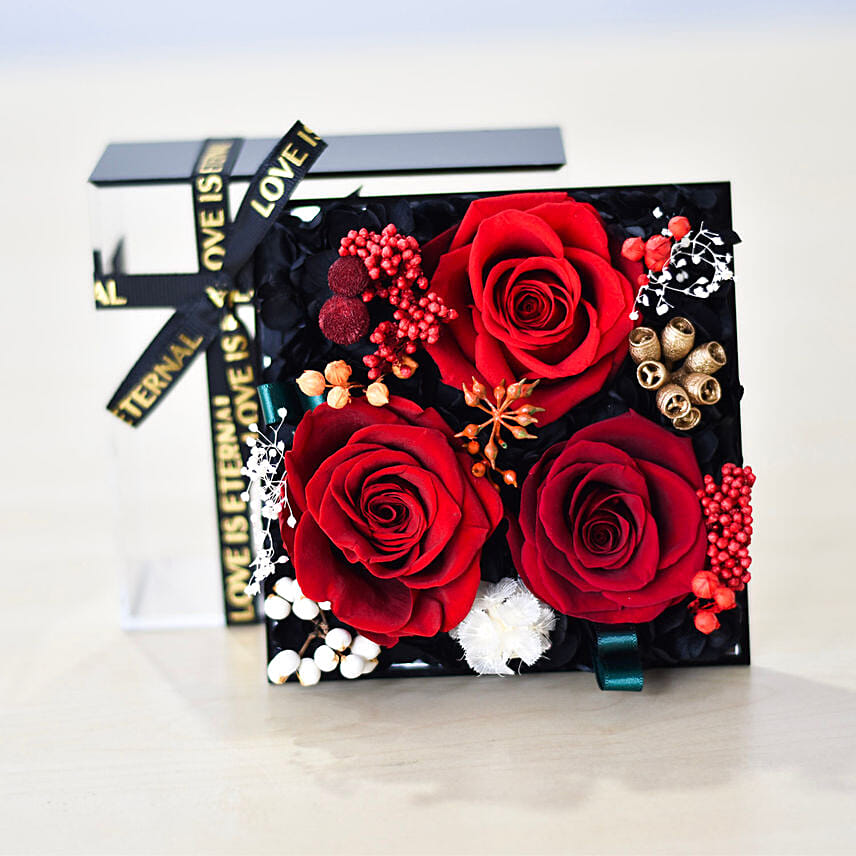 Preserved Roses Garden Delivery in Singapore - FNP SG