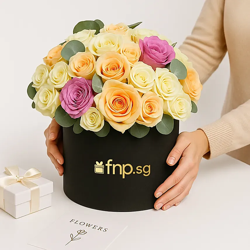 Mix Roses in Black Box
