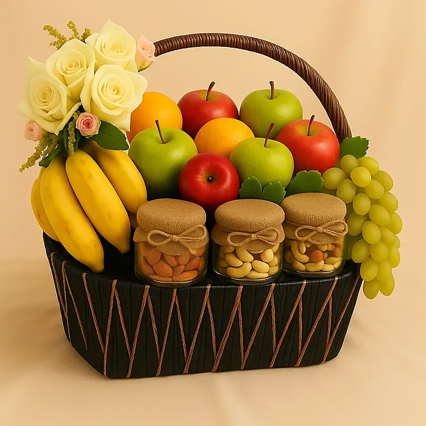 Fruits and Nuts basket: Fruit Hampers 