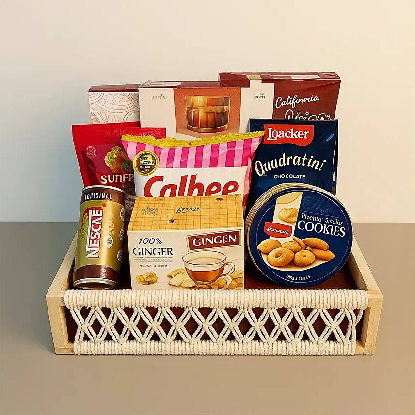 Scrummy Tempting Hamper: Basket Arrangements 