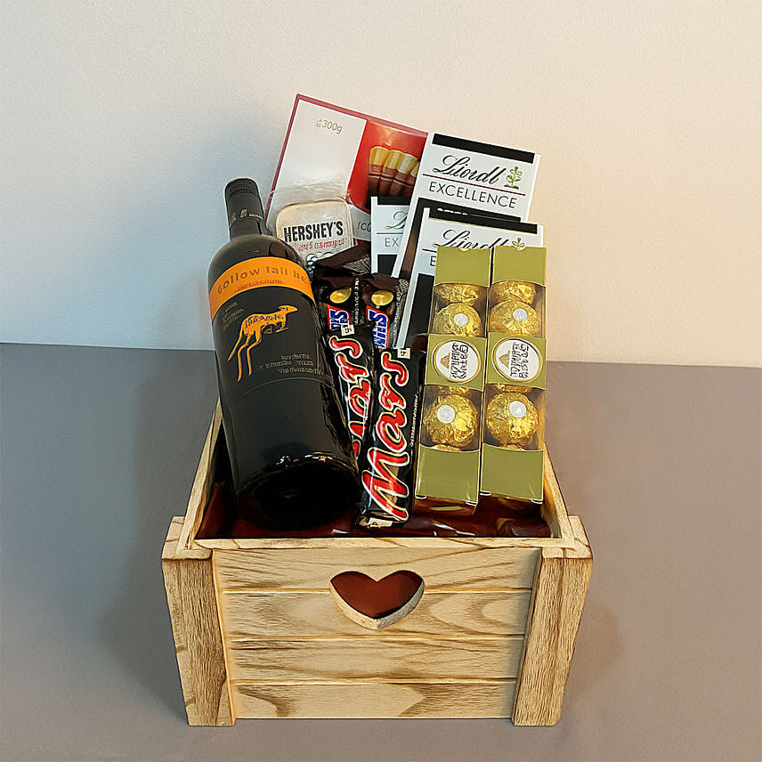 Smashing Wine & Chocolate Hamper: CNY Hampers Singapore