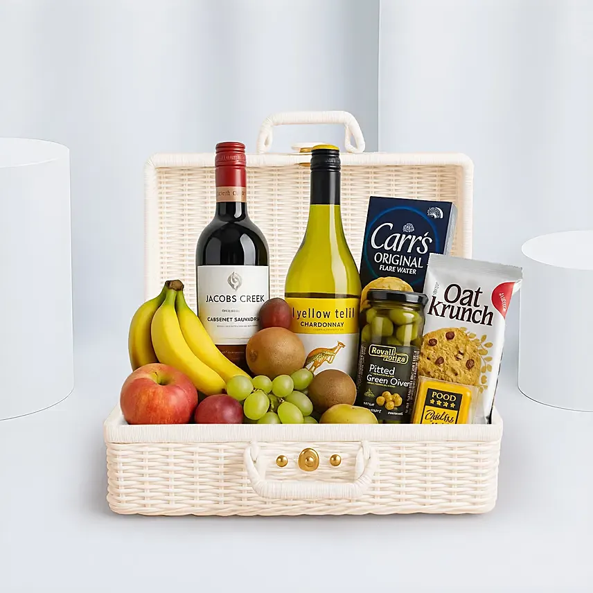Cheers Gift Basket: Wine Hampers Singapore