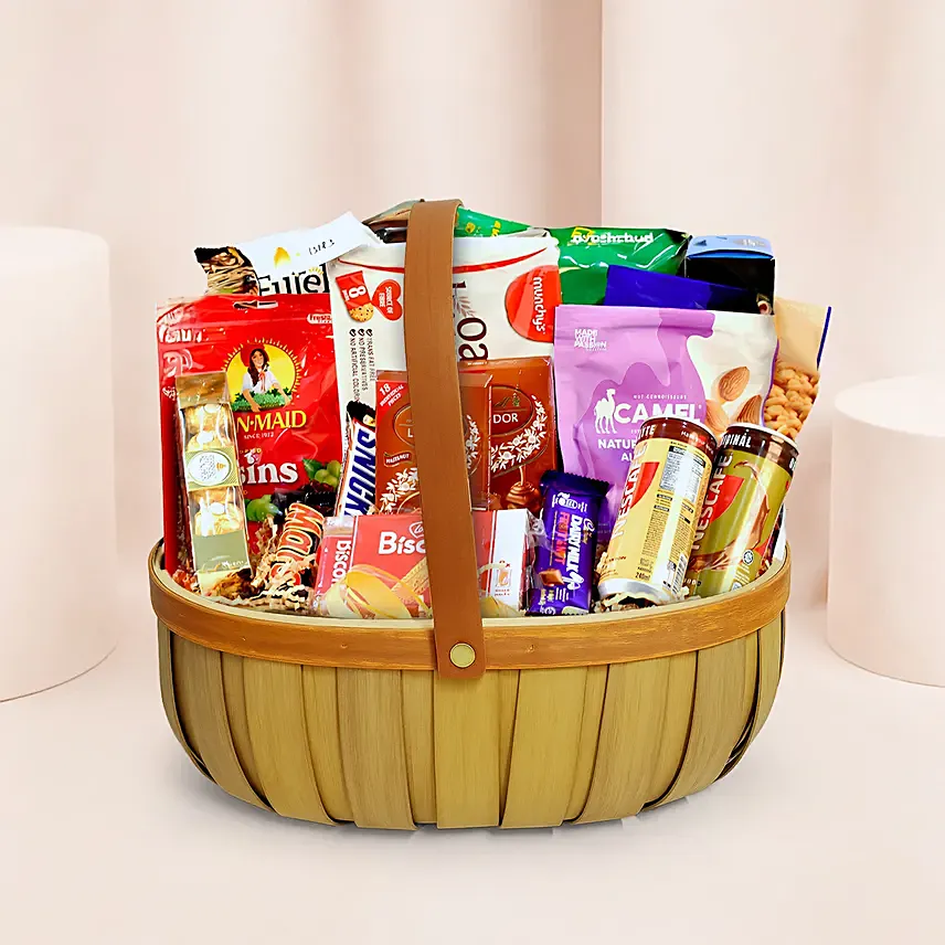 Appetizing Chocolate & Cookies Hamper: Chocolate Hampers