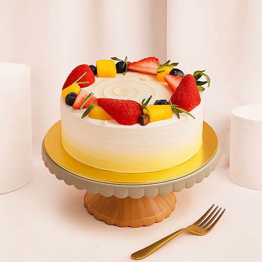 Chantilly Fruit Cake: Birthday Cake 