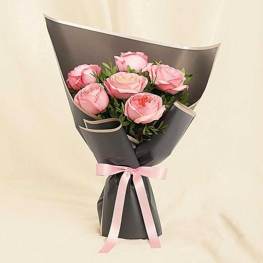 Romantic Garden 6 Roses Bouquet: Valentine's Day Gifts Singapore